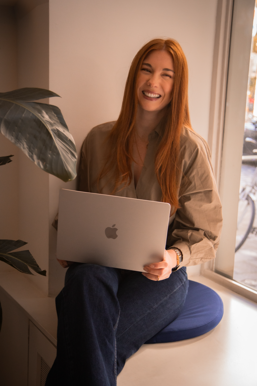 Maija Morton with laptop